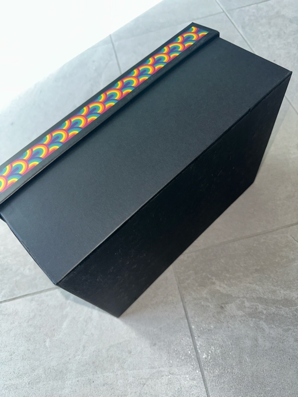 Kurt Geiger Multicolor Rainbow Pattern Decorative Box - Picture 6 of 7
